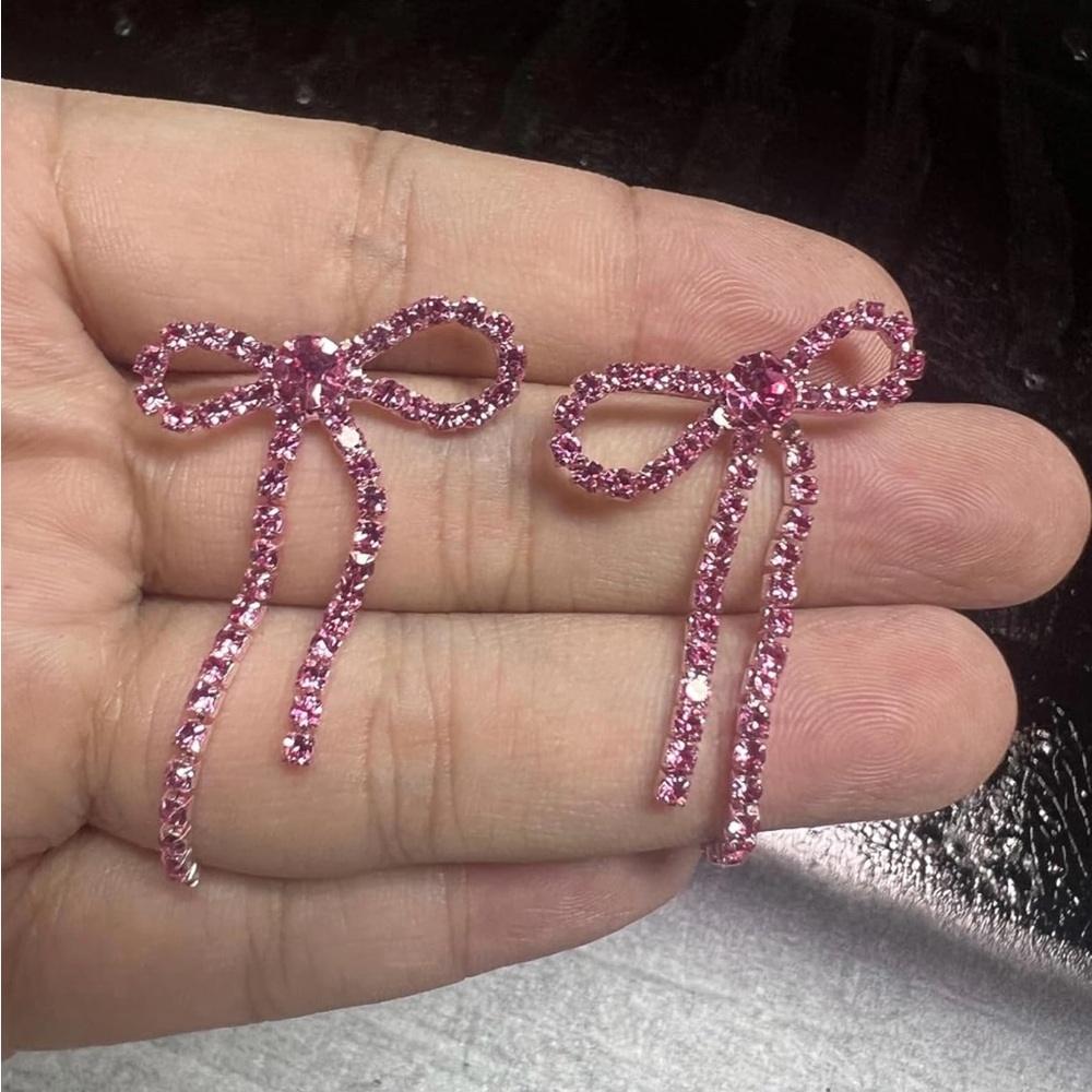 ✨GORGEOUS - Rhinestone Hot Pink Drop Bow Chandelier Earrings - BRAND NEW! - Picture 4 of 4